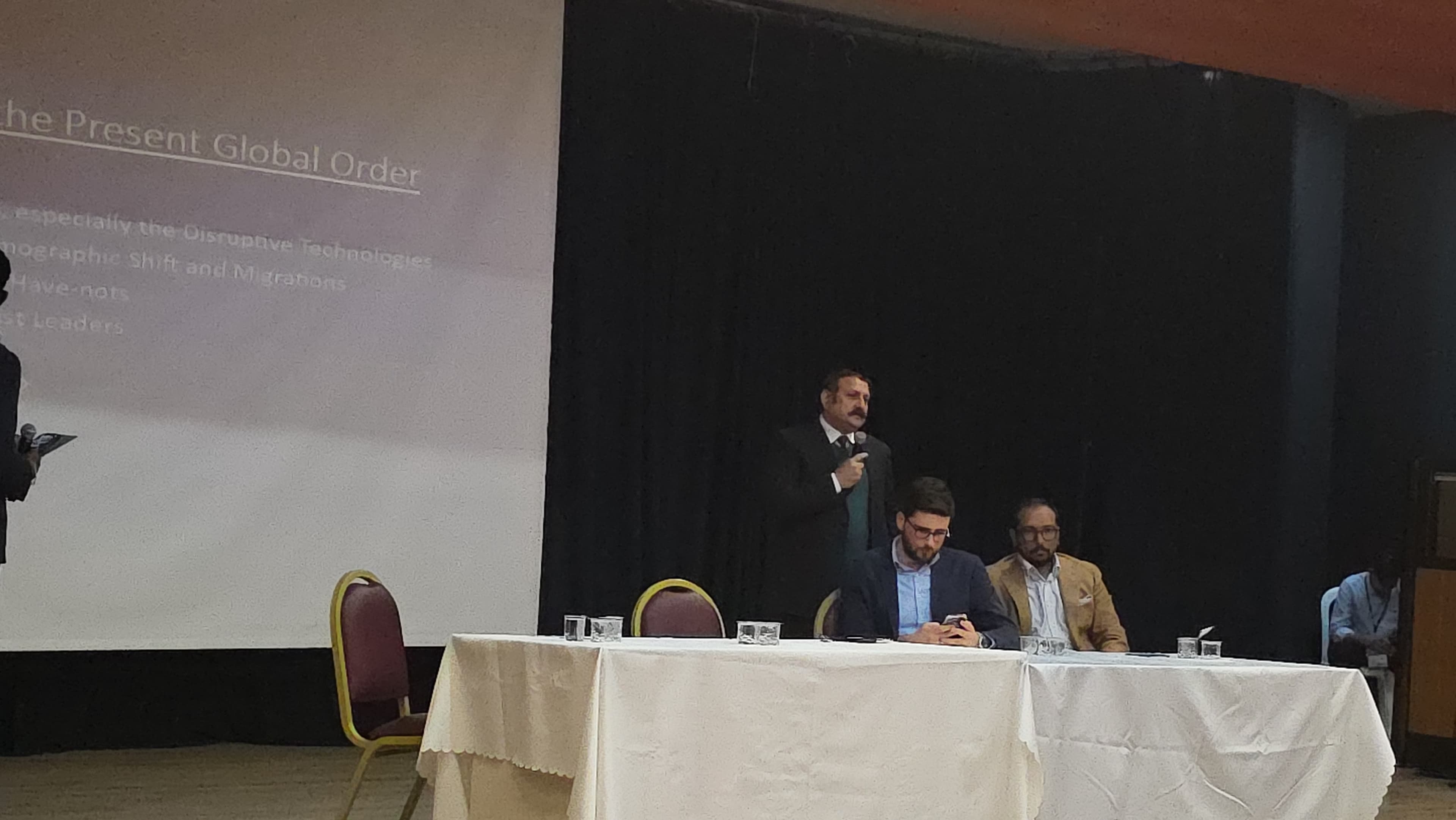 Youth delegates in discussion